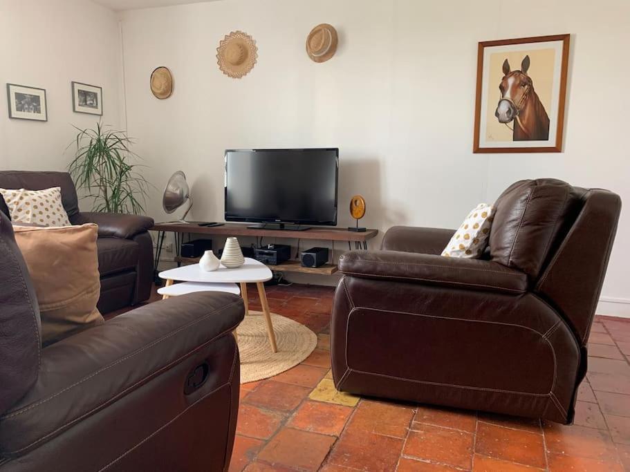 La Parencelle: Equestrian Retreat Near Boulerie Jump Villa Yvre-l'Eveque Exterior photo